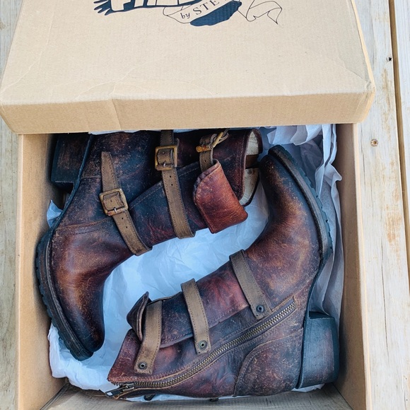 Freebird by Steven Shoes - Freebird Boots 9 Cognac Combat Distressed boots